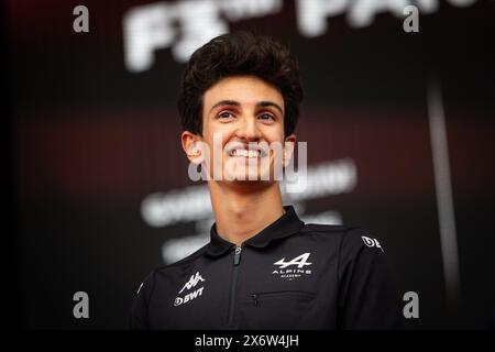 Imola, Italie. 16 mai 2024. MINI Gabriele (ita), Prema Racing, Dallara F3 2019, portrait lors de la 3ème manche du Championnat FIA de formule 3 2024 du 17 au 19 mai 2024 sur l'Autodromo Enzo e Dino Ferrari, à Imola, Italie - photo Sebastian Rozendaal/Dutch photo Agency/DPPI crédit : DPPI Media/Alamy Live News Banque D'Images