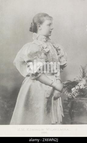 Portrait de Wilhelmine, Reine des pays-Bas, Portrait de Wilhelmine. Son nom et son titre dans la marge inférieure., impression photomécanique, Richard Kameke, Riffarth & Cie. Meisenbach, Berlin, 1896, papier, hauteur, 223 mm × largeur, 159 mm Banque D'Images