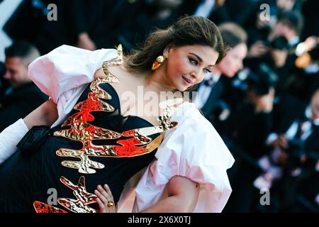 Cannes, France. 16 mai 2024. Aishwarya Rai Bachchan photographiée sur le tapis rouge pour la première mondiale de Megalopolis de Francis Ford Coppola lors du 77ème Festival de Cannes. Photo de Julie Edwards./Alamy Live News Banque D'Images