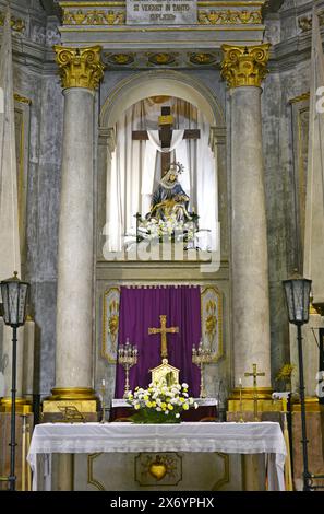 L'église de Los Dolors dans la vieille ville de Gérone, Catalogne, Espagne Banque D'Images