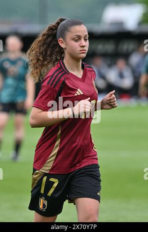 Tubize, Belgique. 16 mai 2024. Ilana Bodson (17 ans) de Belgique photographiée lors d'un match amical de football entre les équipes nationales féminines de moins de 16 ans de Belgique, appelées les flammes rouges, et l'Allemagne le jeudi 16 mai 2024 à Tubize, Belgique . Crédit : Sportpix/Alamy Live News Banque D'Images