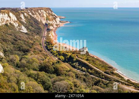 Une section de la ligne de chemin de fer côtière de Folkestone à Douvres Banque D'Images