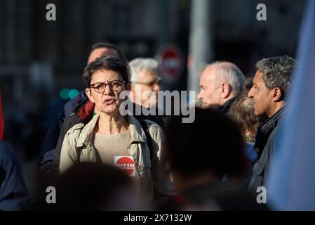 Paris, France. 16 mai 2024. Nathalie Arthaud lors d'une manifestation de soutien au peuple kanak sur la place de la République, à Paris, le 16 mai 2024. Photo Pierrick Villette/ABACAPRESS. COM Credit : Abaca Press/Alamy Live News Banque D'Images