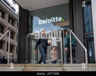 Bureaux de Deloitte dans le centre de Londres, Deloitte est l'un des quatre grands cabinets comptables, également connu sous le nom de Deloitte touche Tohmatsu Limited. Banque D'Images