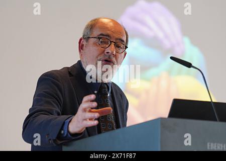 Professeur Vittorio Gallese gehört zu den Entdeckern der Spiegelneuronen. Vortrag an der Universität Tübingen, Baden-Württemberg, Deutschland *** le Professeur Vittorio Gallese est l'un des découvreurs des neurones miroirs à l'Université de Tübingen, Baden Württemberg, Allemagne Banque D'Images