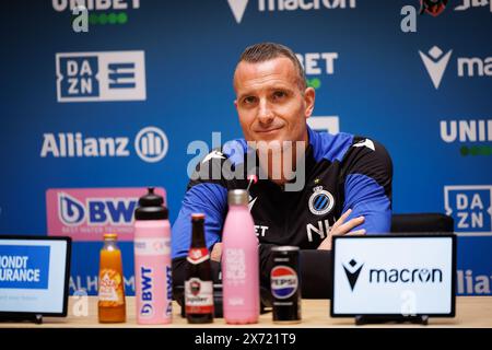 Knokke Heist, Belgique. 17 mai 2024. L'entraîneur-chef du club, Nicky Hayen, photographié lors de la conférence de presse hebdomadaire de l'équipe belge de football Club Brugge KV, vendredi 17 mai 2024 à Knokke-Heist, pour discuter du prochain match vs RSC Anderlecht que les deux clubs ont les mêmes points en tête du championnat avant l'avant-dernier match des play-offs du titre dans le championnat de Belgique Jupiler Pro League. BELGA PHOTO KURT DESPLENTER crédit : Belga News Agency/Alamy Live News Banque D'Images