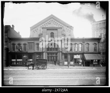 Detroit, Mich., Walker Block, titre tiré de la veste., probablement propriété de Hiram Walker & sons., 'G 698' sur négatif., Detroit Publishing Co. No. 036902., Gift ; State Historical Society of Colorado ; 1949, commercial Facilities. , États-Unis, Michigan, Detroit. Banque D'Images