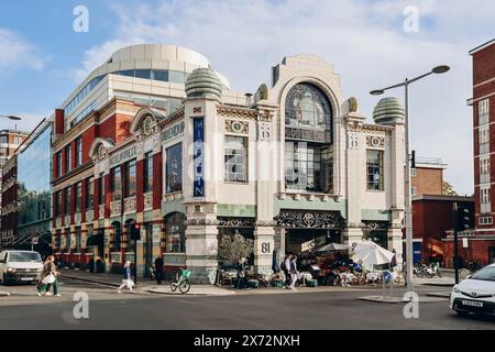 Londres, Royaume-Uni - 25 septembre 2023 : Michelin House au 81 Fulham Road, Chelsea, Londres, construit comme le premier siège social permanent au Royaume-Uni et Banque D'Images