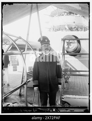 U.S.S. Indiana, Capt. Taylor, 1899, Detroit Publishing Co. No. 020428., Gift ; State Historical Society of Colorado ; 1949, Taylor, Henry Clay, 1845-1904. , Indiana (Battleship) , États-Unis., Navy. , Cuirassés, américain. , Officiers militaires, américain. Banque D'Images