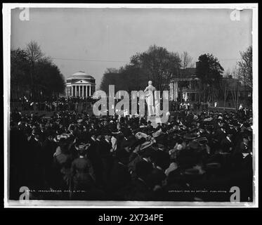 Journée d'inauguration, Université de Virginie, Detroit Publishing Co. No. 018424., Gift ; State Historical Society of Colorado ; 1949, Université de Virginie. , Cérémonies de remise des diplômes. , Universités et collèges. , États-Unis, Virginie, Charlottesville. Banque D'Images