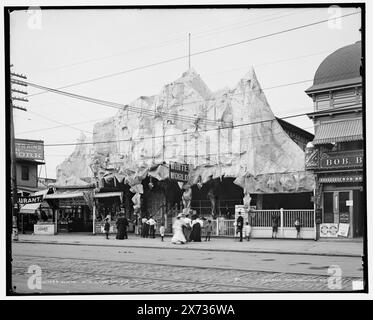 White World, Coney Island, New York, 'Detroit Photographic Co.' et '445' sur négatif., Detroit Publishing Co. 017559., Luna Park., cadeau ; State Historical Society of Colorado ; 1949, parcs d'attractions. , États-Unis, New York (State), New York. Banque D'Images