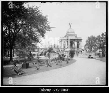 Gladwin (c.-à-d. Water Works) Park, The Hurlbut Gate, Detroit, Mich., titre tiré de la veste., 'g 9161' sur négatif., Detroit Publishing Co. no. 500525., Gift ; State Historical Society of Colorado ; 1949, Parks. , Gates. , Waterworks. , États-Unis, Michigan, Detroit. Banque D'Images