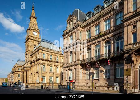 Après-midi de printemps à l'Hôtel Municipal sur Dale Street à Liverpool. Banque D'Images