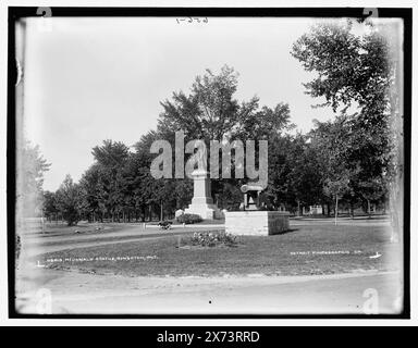 McDonald Statue, Kingston (Ontario), date basée sur Detroit, catalogue J (1901)., '656-1' sur négatif., Detroit Publishing Co. No. 08818., Gift ; State Historical Society of Colorado ; 1949, Macdonald, John Alexander,, Sir, 1815-1891. , Sculpture. , Canada, Ontario, Kingston. Banque D'Images