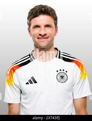 Fanion Allemagne EURO 84 - Autographes De Joueurs - Équipe Nationale