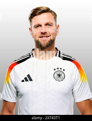 Deutscher FuBball-Bund (Black - White) Logo PNG Vector (AI) Free Download