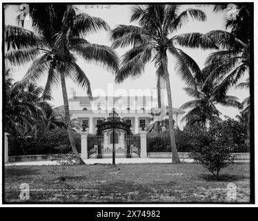 Whitehall, maison de Mr. Flagler, Palm Beach, Fla., 'G 6923' sur négatif., Detroit Publishing Co. No. 071764., Gift ; State Historical Society of Colorado ; 1949, Flagler, Henry Morrison,,, 1830-1913, maisons et repaires. , Habitations. , Gates. , États-Unis, Floride, Palm Beach. Banque D'Images