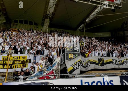 KERKRADE, pays-Bas. 17 mai 2024. Football, stade Rat Verlegh, Keuken Kampioen Divisie, saison 2023/2024, pendant le match Roda JC - NAC (play off), supporters du NAC Breda crédit : Pro Shots/Alamy Live News Banque D'Images