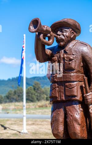 Legerwood Memorial Trees, sculpté en l'honneur des soldats tombés au combat pendant la première Guerre mondiale, Legerwood Eastern Tasmania Banque D'Images