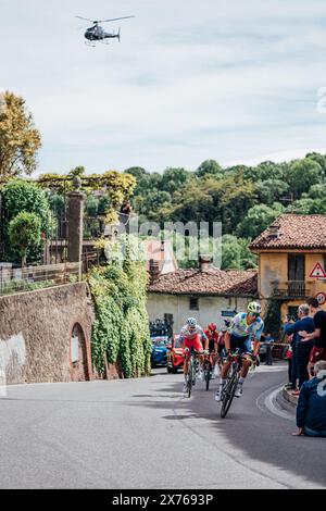 Turin, Italie. 04 mai 2024. Photo par Zac Williams/SWpix.com - 04/05/2024 - cyclisme - 2024 Giro d'Italia, étape 1, Venaria Reale à Torino - l'échappée. Crédit : SWpix/Alamy Live News Banque D'Images