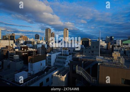 Vue sur le quartier Ikuno-ku dans la ville d'Osaka Banque D'Images