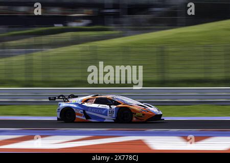 Lors de la 3ème manche de la GT World Challenge Sprint Cup 2024 sur le circuit mondial de Misano Marco Simoncelli, du 17 au 19 mai 2024 à Misano Adriatico, Italie Banque D'Images