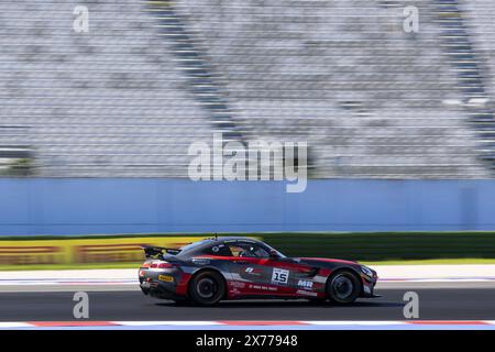 15 PAPADOPULOS Alexandre (usa), IBANEZ TRULLOLS Liuc (spa), NM Racing Team, Mercedes-AMG GT4, action lors de la 2ème manche de la 2024 GT4 European Series propulsé par Rafa Racing Club sur le Misano World circuit Marco Simoncelli, du 17 au 19 mai 2024 à Misano Adriatico, Italie crédit: Agence photo indépendante/Alamy Live News Banque D'Images