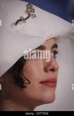 Cannes, France. 18 mai 2024. Margaret Qualley assiste à la conférence de presse "genres de gentillesse" avant le 77e Festival de Cannes au Palais des Festivals le 18 mai 2024 à Cannes, France. Photo de David Boyer/ABACAPRESS. COM Credit : Abaca Press/Alamy Live News Banque D'Images