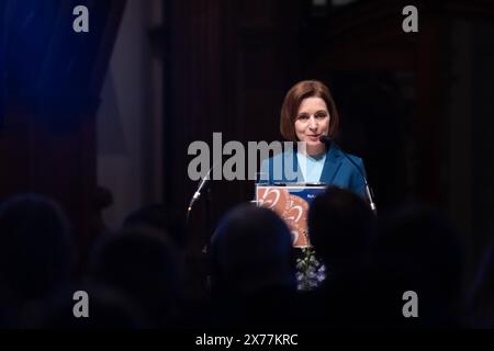AM Samstag wurde der Robert-Blum-Preis für Demokratie an Maia Sandu, Präsidentin der Republik Moldau, verliehen. Der Preis, der mit 10,000 Euro dotiert ist, wird jährlich von der Stadt Leipzig in Erinnerung an den Revolutionär Robert Blum 1807-1848 vergeben. Blum War politisch und publizistisch von Leipzig aus tätig und trat während der Revolution 1848/49 für demokratische Rechte und gewaltfreie Veränderung der Gesellschaft ein. Preisverleihung Robert Blum Preis *** samedi, le Prix Robert Blum pour la démocratie a été décerné à Maia Sandu, Présidente de la République de Moldavie le prix, qui Banque D'Images