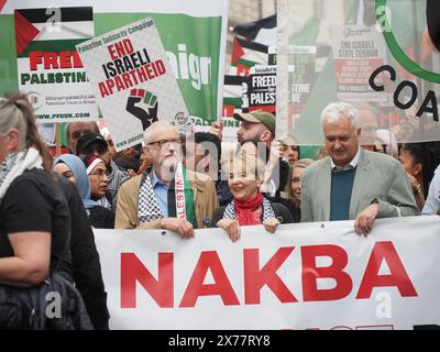 Londres, Royaume-Uni. 18 mai 2024. Jeremy Corbyn assiste à la marche pro-palestinienne Nakba à Londres. Crédit : Brian Minkoff/Alamy Live News Banque D'Images