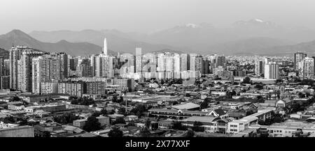 Vue de la ville de Santiago, région métropolitaine de Santiago, Chili, Amérique du Sud. Banque D'Images