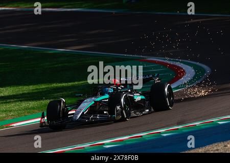 Imola, Italie. 17 mai 2024. Lors de la formule 1 MSC croisières Gran Premio del Made in Italy e Dell'Emilia-Romagne 2024, 7ème manche du Championnat du monde de formule 1 2024 du 17 au 19 mai 2024 sur l'Autodromo Enzo e Dino Ferrari, à Imola, Italie - photo DPPI crédit : DPPI Media/Alamy Live News Banque D'Images