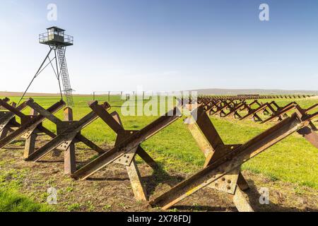 Zone historique de la fortification tchécoslovaque Satov pour la défense contre l'Allemagne nazie près de la ville de Znojmo dans la région de Moravie du Sud de la République tchèque Banque D'Images