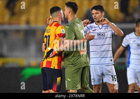 Lecce, Italie. 18 mai 2024. Célébration finale des joueurs d'Atalanta lors du match de football Serie A TIM entre l'US Lecce et Atalanta BC au stade via del Mare à Lecce, Italie, samedi 18 mai 2024. (Photo Giovanni Evangelista/LaPresse) crédit : LaPresse/Alamy Live News Banque D'Images