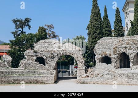Les Arènes de Cimiez, amphithéâtre romain situé à Nice dans le quartier de Cimiez. Banque D'Images