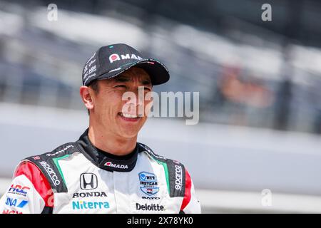 Indianapolis, États-Unis. 18 mai 2024. INDIANAPOLIS, INDIANA - 18 MAI : Takuma Sato, pilote Indy, lors des qualifications pour l'Indy 500 2024 à Indianapolis Motor Speedway le 18 mai 2024 à Indianapolis, Indiana. Crédit : Jeremy Hogan/Alamy Live News Banque D'Images