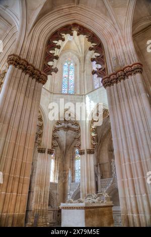 Tombeau du roi Joao 1er, la chapelle du fondateur, l'abbaye dominicaine de Santa Maria da Vitoria, site du patrimoine mondial de l'UNESCO, Batalha, Portugal Banque D'Images