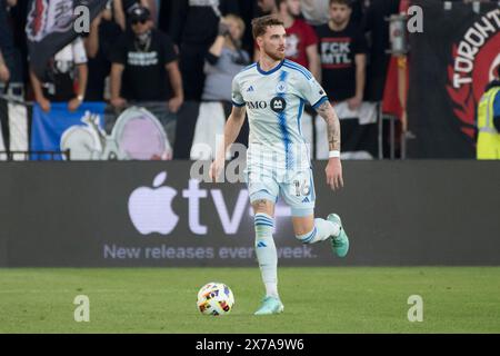 Toronto, Ontario, Canada. 18 mai 2024. Joel Waterman #16 en action lors du match de la MLS entre Toronto FC et CF Montréal au BMO Field à Toronto. Le match s'est terminé 5-1 pour le Toronto FC. (Crédit image : © Angel Marchini/ZUMA Press Wire) USAGE ÉDITORIAL SEULEMENT! Non destiné à UN USAGE commercial ! Banque D'Images