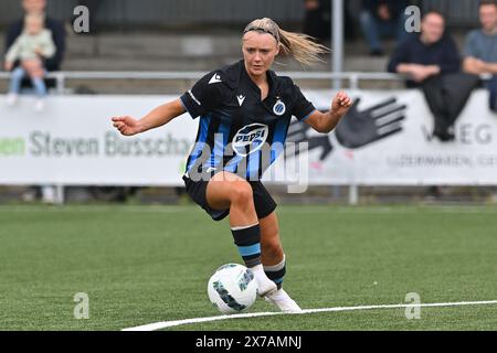 Aalter, Belgique. 18 mai 2024. Fleur Pauwels (17 ans) du Club YLA photographiée lors d'un match de football féminin entre le Club Brugge Dames YLA et le RSC Anderlecht le 9ème jour de match en play-off 1 de la saison 2023 - 2024 de la Super League belge des femmes du loto, le samedi 18 mai 2024 à Aalter, BELGIQUE . Crédit : Sportpix/Alamy Live News Banque D'Images