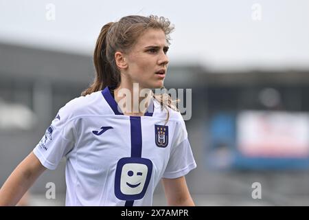 Aalter, Belgique. 18 mai 2024. Marie Minnaert (13 ans) d'Anderlecht photographiée lors d'un match de football féminin entre le Club Brugge Dames YLA et le RSC Anderlecht le 9ème jour de match en play-off 1 de la saison 2023 - 2024 de la Super League belge des femmes du loto, le samedi 18 mai 2024 à Aalter, BELGIQUE . Crédit : Sportpix/Alamy Live News Banque D'Images