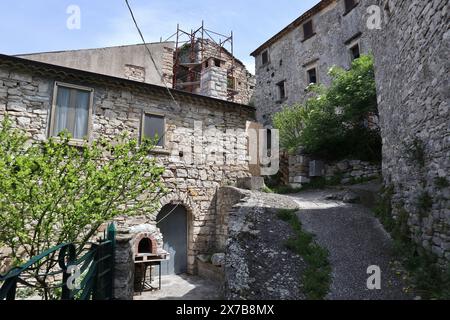 Macchiagodena - Scorcio del borgo dans la via Basciano Banque D'Images