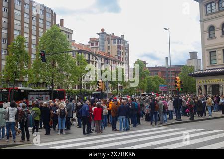 Gijón, Espagne, 19 mai 2024 : des centaines de personnes se sont rassemblées dans les rues de Gijón lors de la manifestation Halte au génocide, de la fin des relations et de l'achat et de la vente d'armes avec Israël, le 19 mai 2024, à Gijón, Espagne. Crédit : Alberto Brevers/Alamy Live News. Banque D'Images