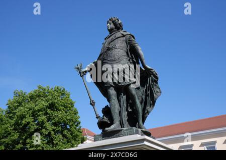 Friedrich 1, roi de Prusse - copie moderne d'une statue d'Andreas Schlüter au Schloss Charlottenburg Banque D'Images