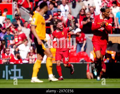 Alexis Mac Allister de Liverpool célèbre avoir marqué le premier but de son équipe lors du match de premier League à Anfield, Liverpool. Date de la photo : dimanche 19 mai 2024. Banque D'Images