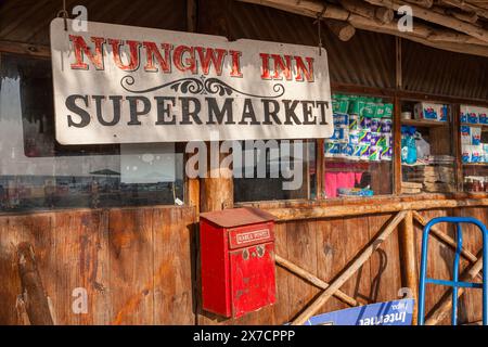 Tanzanie, Zanzibar, Ras Nungwi, le supermarché Banque D'Images