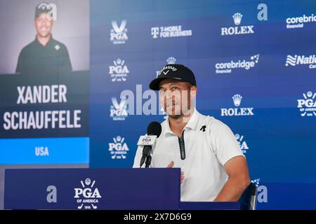 Louisville, Kentucky, États-Unis. 18 mai 2024. Xander Schauffele s’adresse aux médias après la troisième manche du Championnat PGA 2024 au Valhalla Golf Club. (Crédit image : © Debby Wong/ZUMA Press Wire) USAGE ÉDITORIAL SEULEMENT! Non destiné à UN USAGE commercial ! Banque D'Images