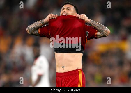 Rome, Italie. 19 mai 2024. Leandro Paredes de L'AS Roma réagit lors du match de football Serie A entre L'AS Roma et le CFC de Gênes au stade Olimpico à Rome (Italie), le 19 mai 2024. Crédit : Insidefoto di andrea staccioli/Alamy Live News Banque D'Images