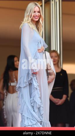 Cannes, France. 19 mai 2024. L'actrice britannique Sienna Miller assiste à la première de Horizon : an American Saga au 77e Festival de Cannes, en France, le dimanche 19 mai 2024. Photo de Rune Hellestad/ crédit : UPI/Alamy Live News Banque D'Images