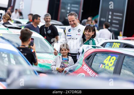 Misano Adriatico, Italie. 17 mai 2024. QUINTO Stefana (ita), Milan compétition, Clio Cup V, portrait lors de la 4ème manche de la Clio Cup Series 2024, du 17 au 19 mai 2024 sur le circuit mondial de Misano Marco Simoncelli, à Misano Adriatico, Italie - photo Damien Doumergue/DPPI crédit : DPPI Media/Alamy Live News Banque D'Images