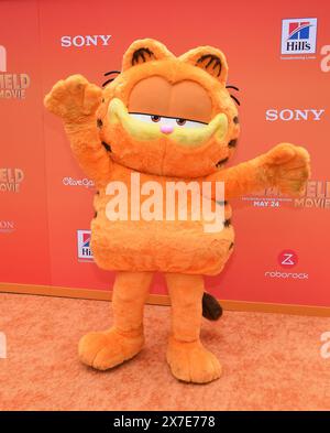 Hollywood, États-Unis. 19 mai 2024. Garfield arrivée à la première mondiale de « The Garfield Movie » au TCL Chinese Theatre le 19 mai 2024 à Hollywood, CA. © Lisa OConnor/AFF-USA.com crédit : AFF/Alamy Live News Banque D'Images